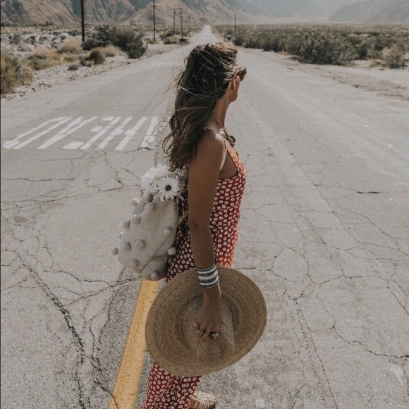 Zara handmade pompom backpack blogger fav - Picture 4 of 8